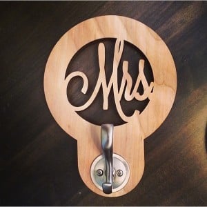Initial decor 3