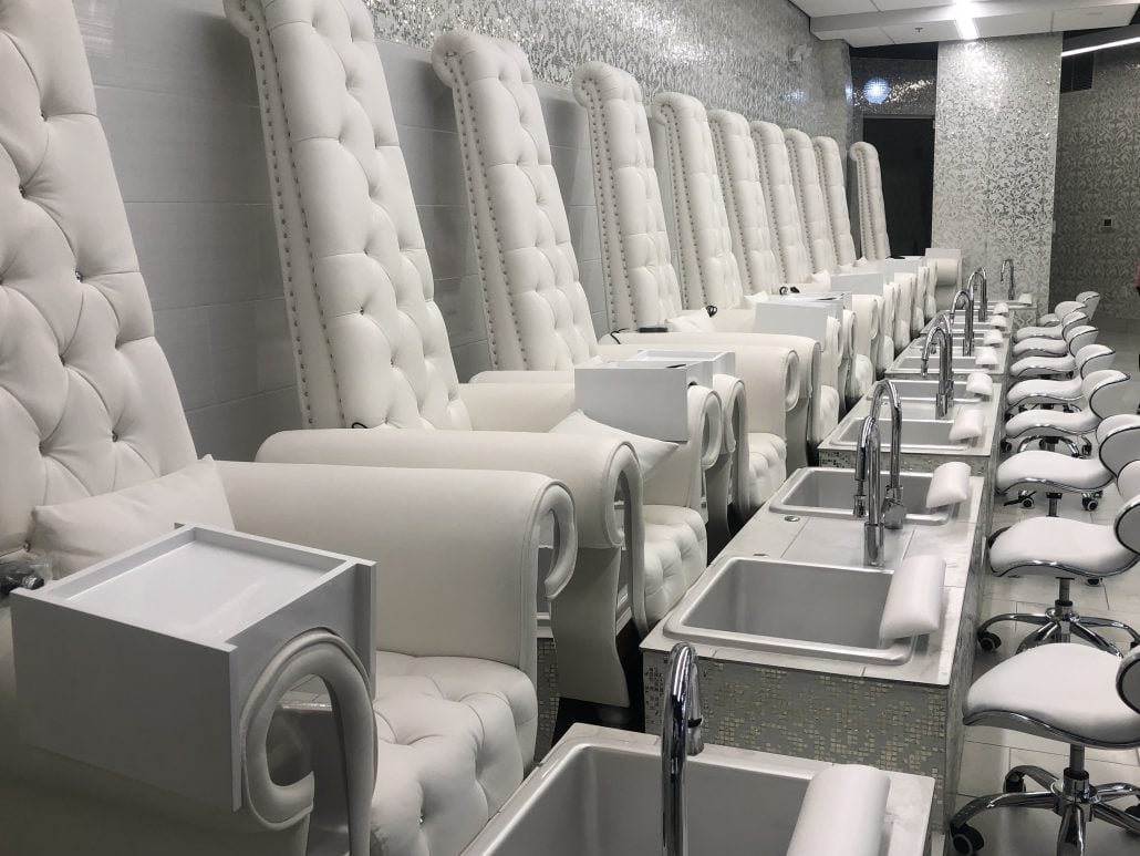 Polished Nail Bar 1 Polished Nail Bar.jpeg