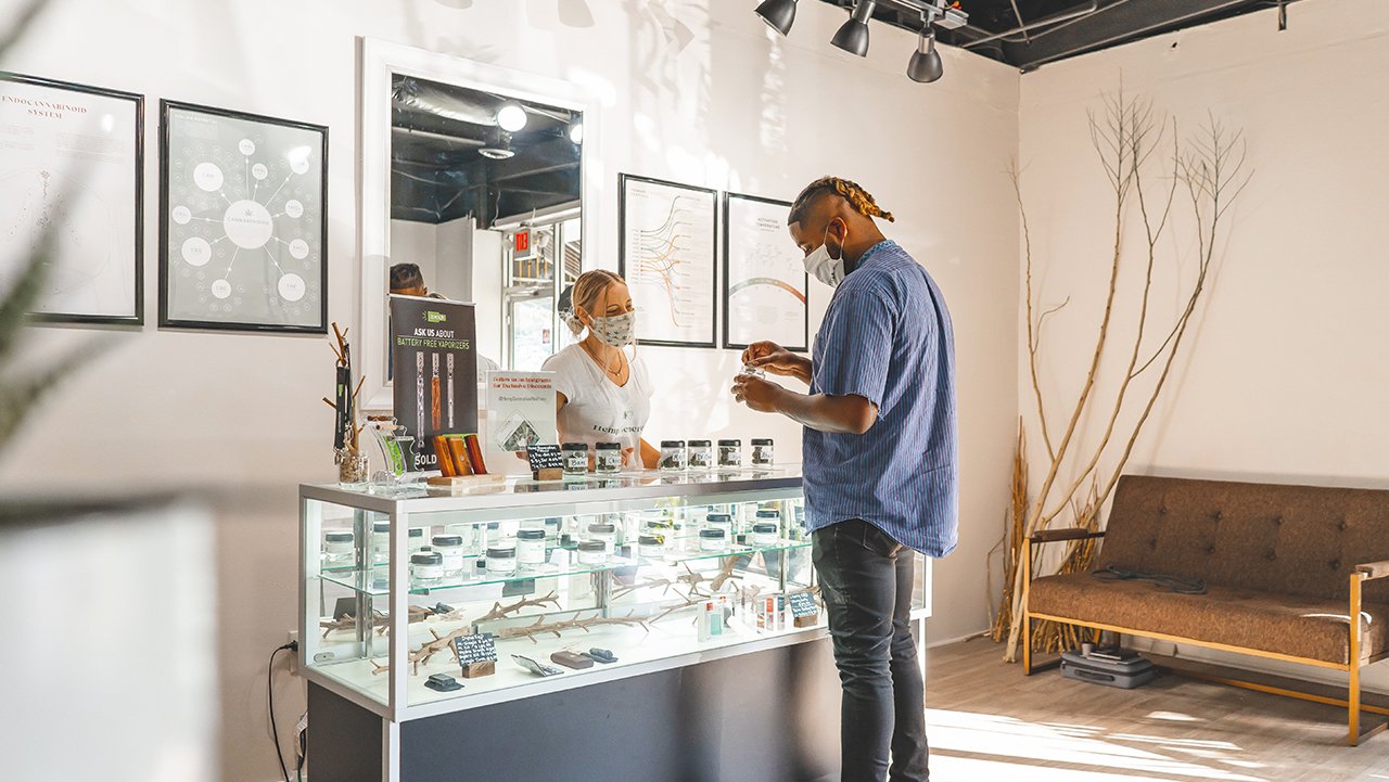 HG Retail Store 01