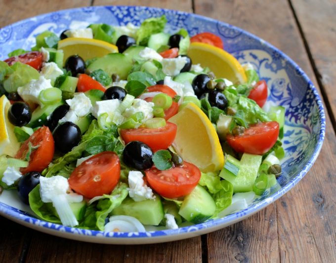 Greek Salad 11 680x534 1
