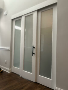 November New and Renewed Members 15 3 door frosted bypass