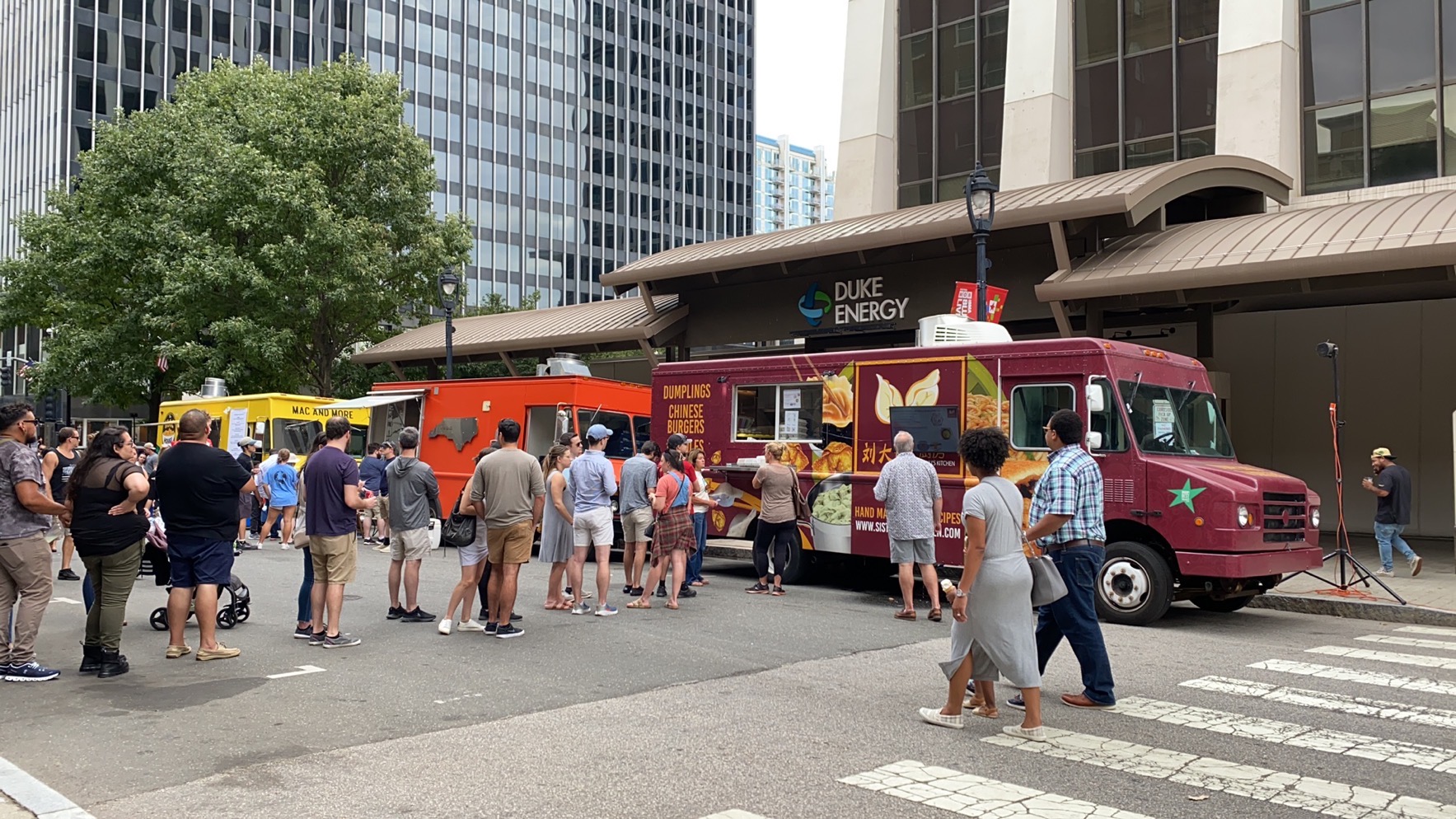 Food truck Sister Lius