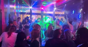 zenithcrowd7