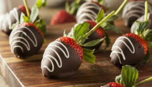 Chocolate Covered Strawberries 2 300x172