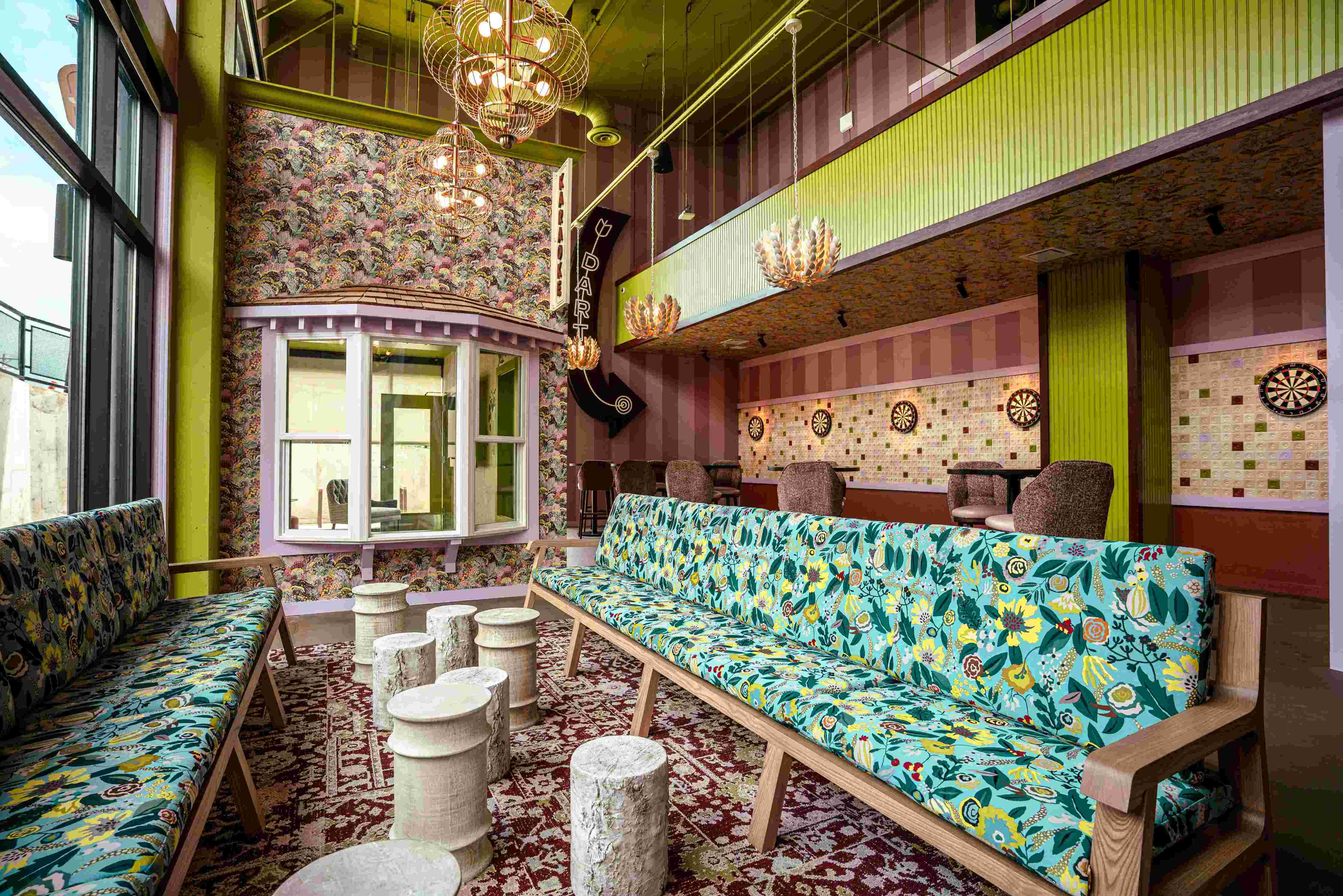 Jaguar B Arch 2024 4