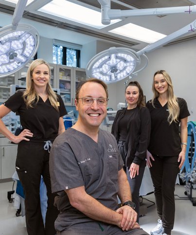 Dr.Coan in OR with Kim.Rachel.Bri