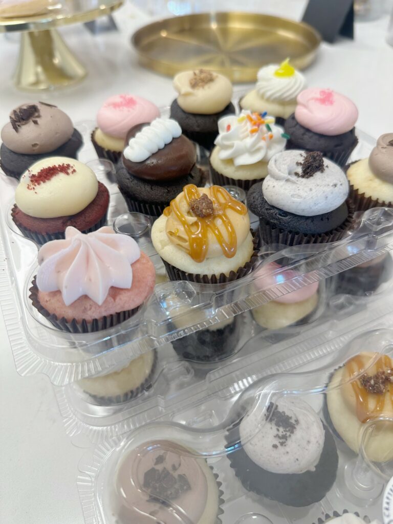 Mini Cupcake Dozen Pack 768x1024